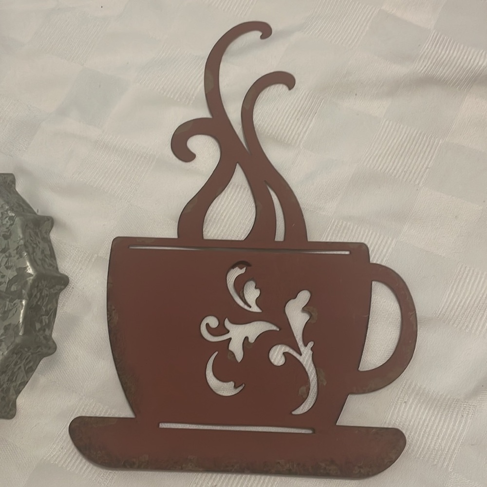 Kitchen decor- red - Picture 4 of 6